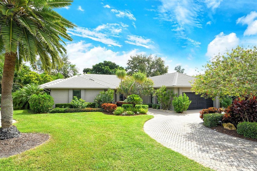 Photo of 4761 Pine Harrier Drive, Sarasota, FL 34231 (MLS # A4656772)