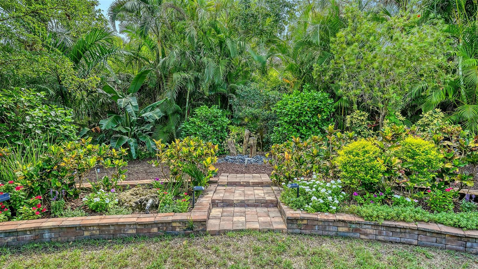 THE LANDINGS - Residential