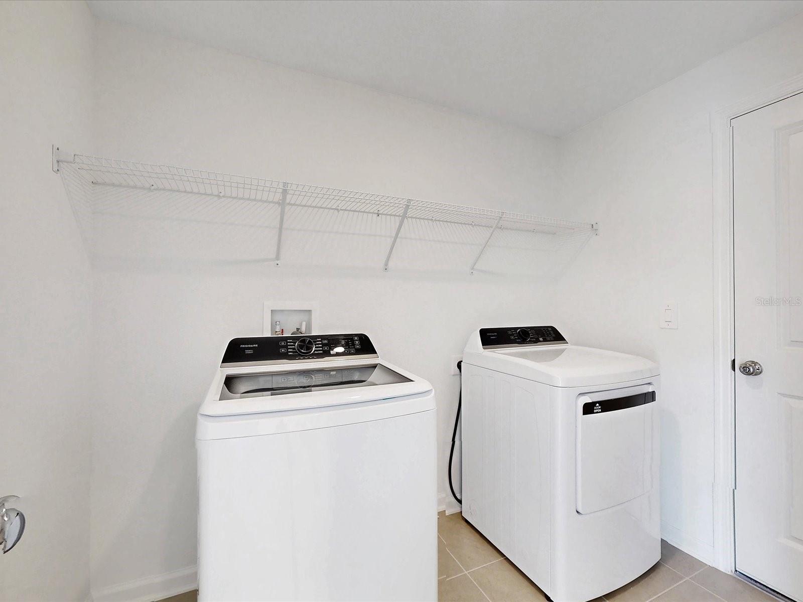 GUM LAKE 50'S - Residential Lease