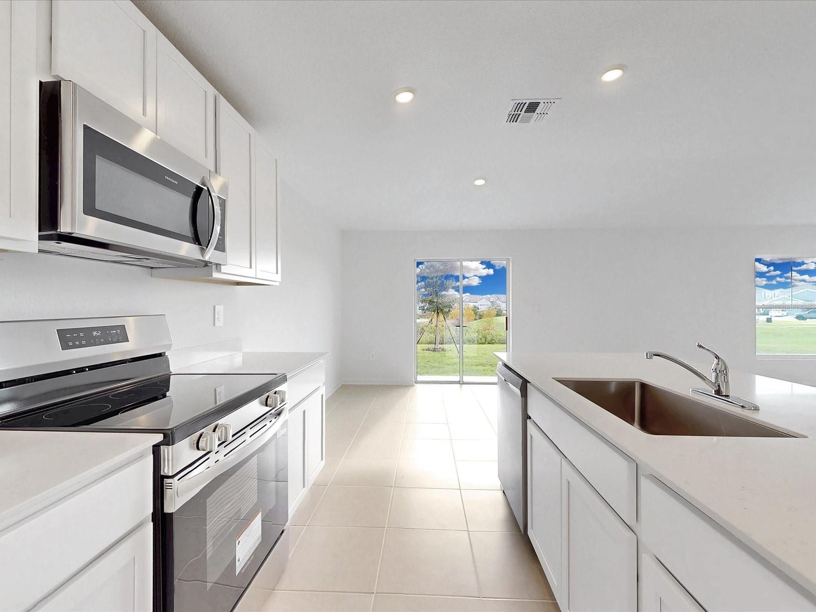 GUM LAKE 50'S - Residential Lease