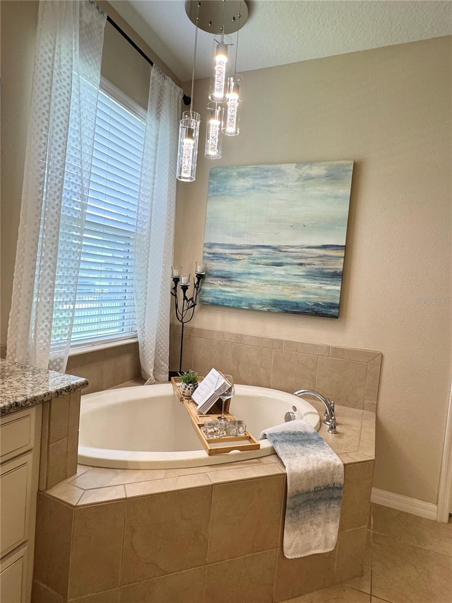 ARBOR LAKES ON PALMER RANCH - Residential Lease