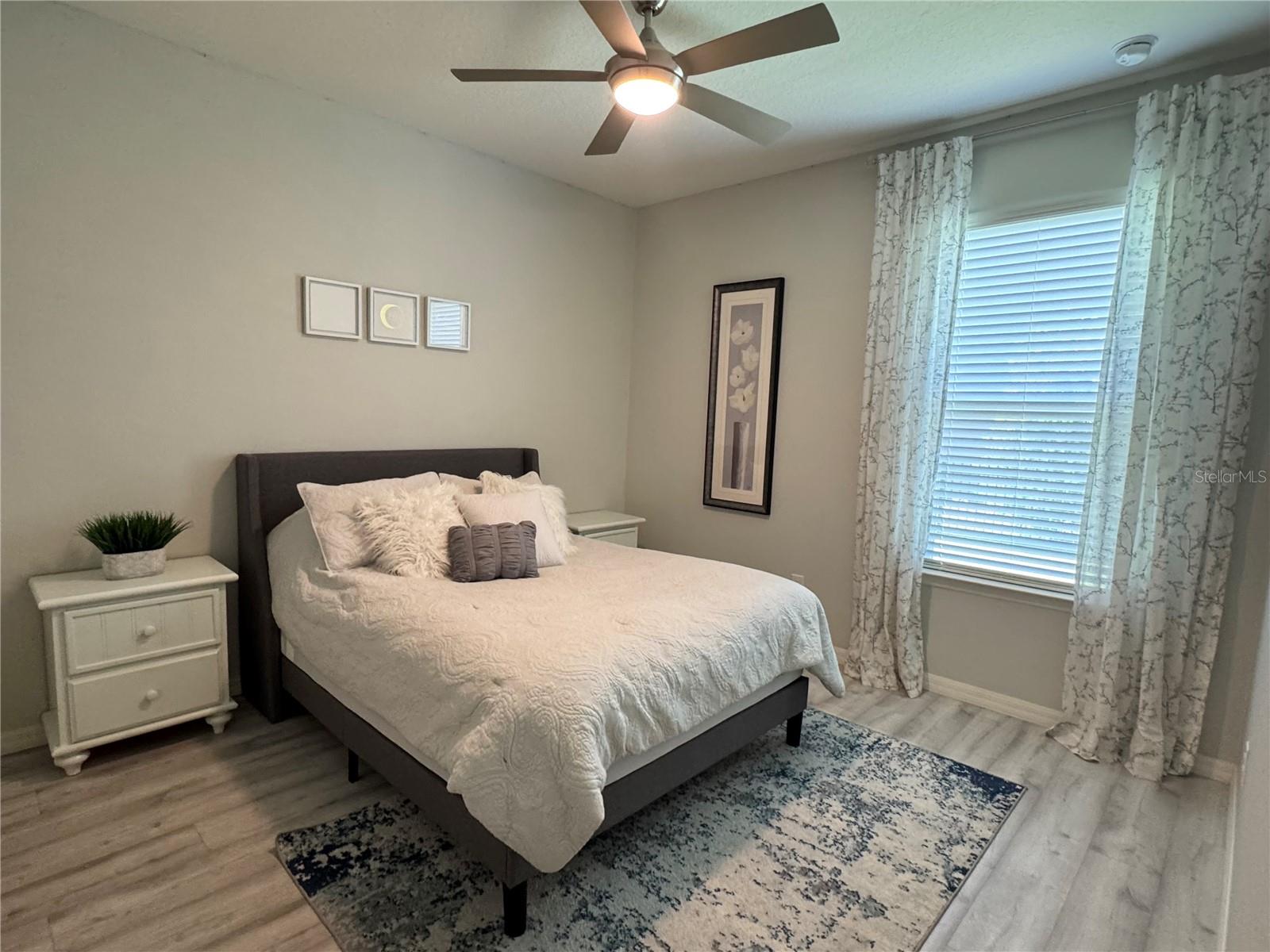 ARBOR LAKES ON PALMER RANCH - Residential Lease