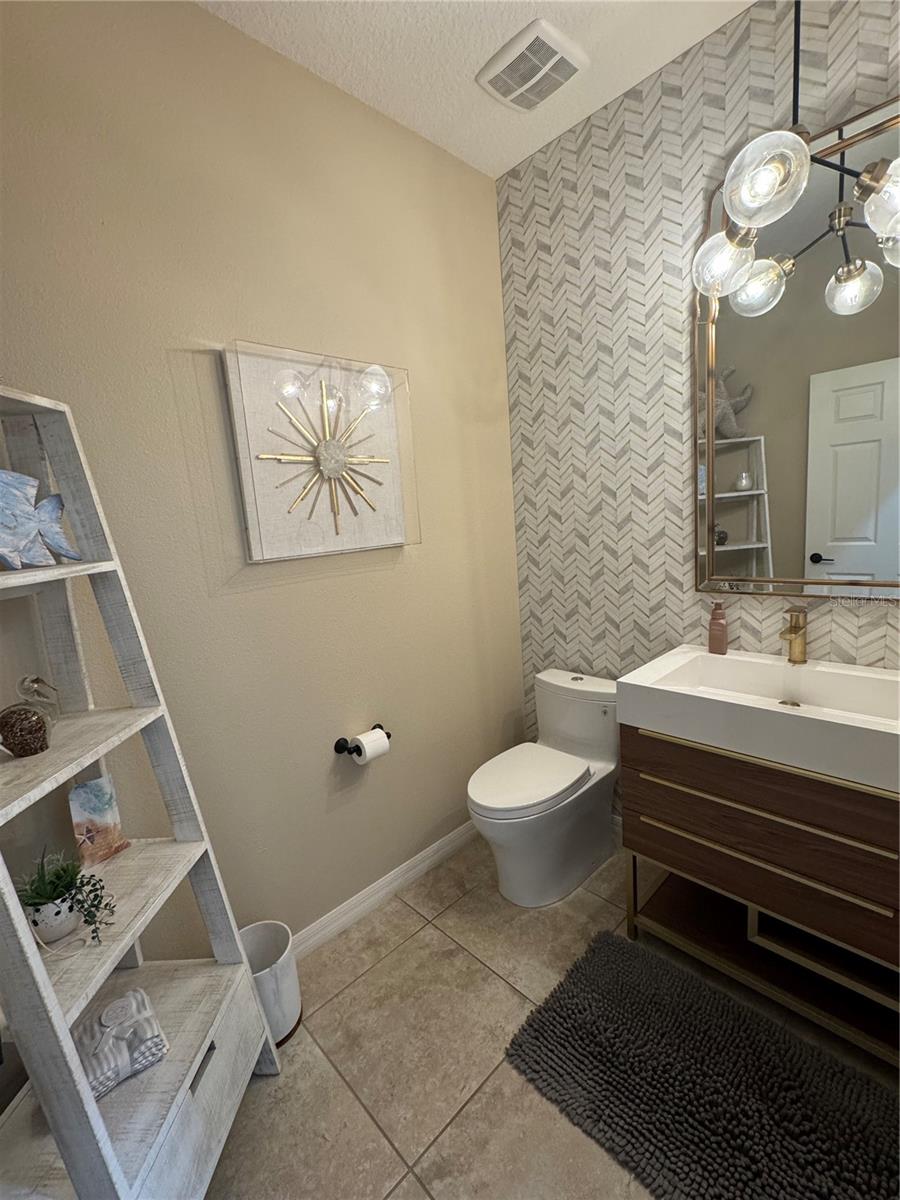 ARBOR LAKES ON PALMER RANCH - Residential Lease