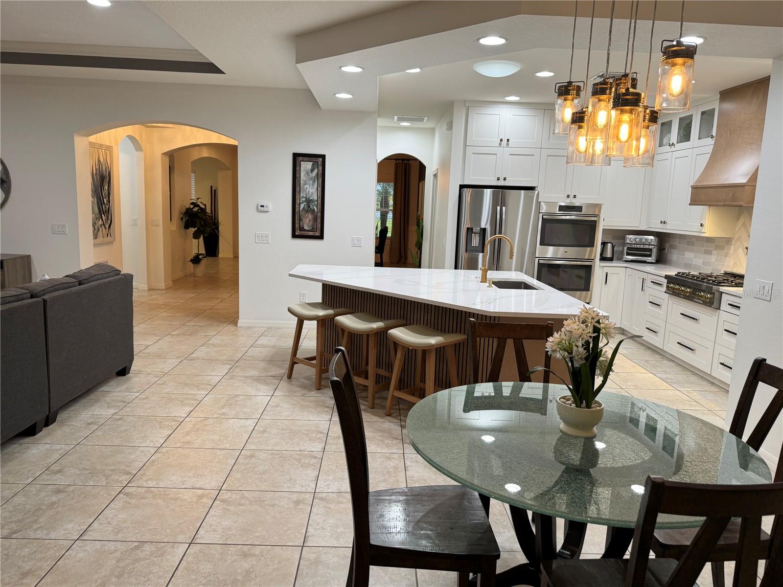 ARBOR LAKES ON PALMER RANCH - Residential Lease
