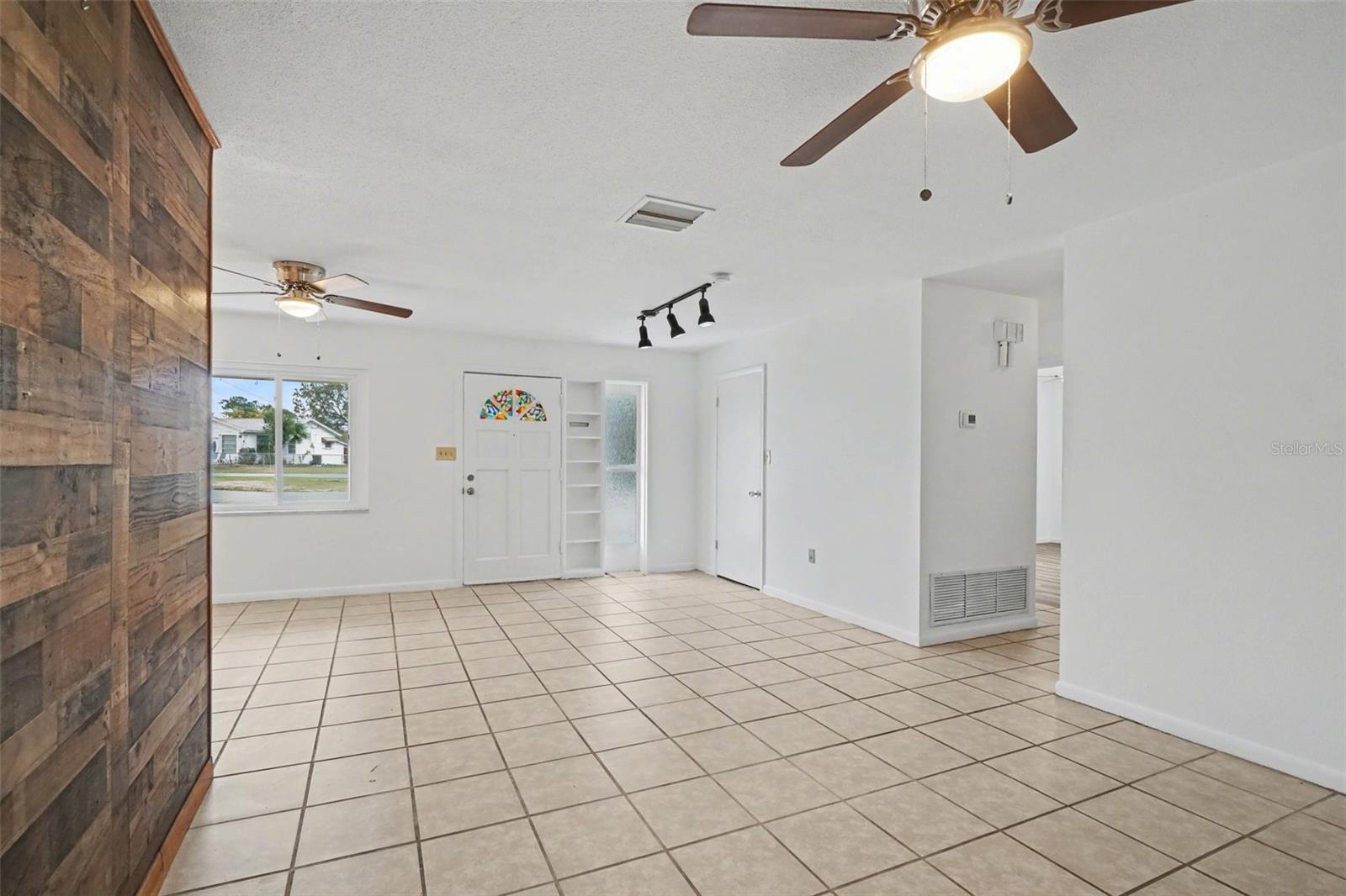 DERK BRONS - Residential