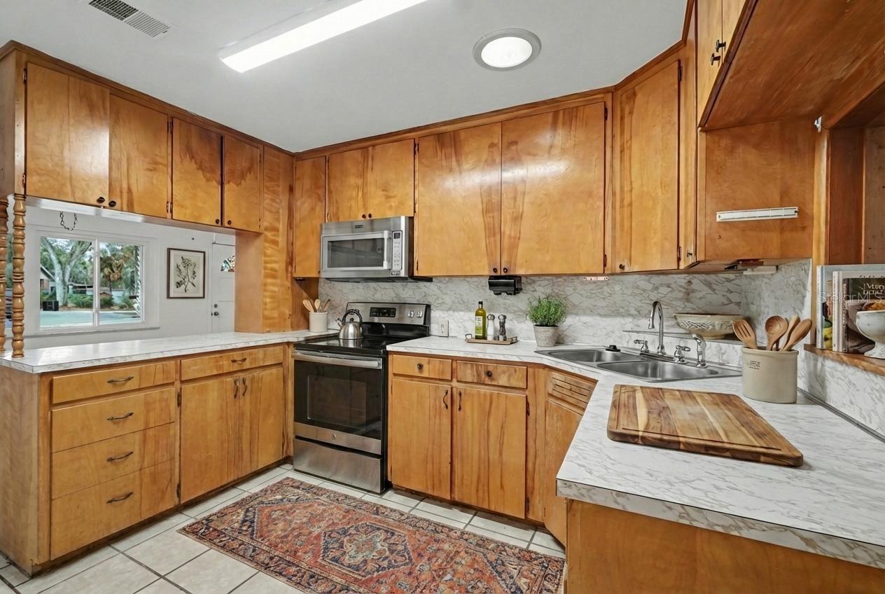 DERK BRONS - Residential