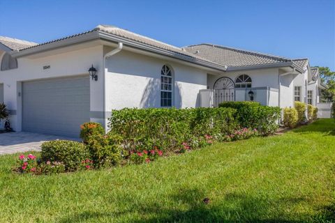 Photo of 5541 E Long Common Court #28, Sarasota, FL 34235 (MLS # A4669005)