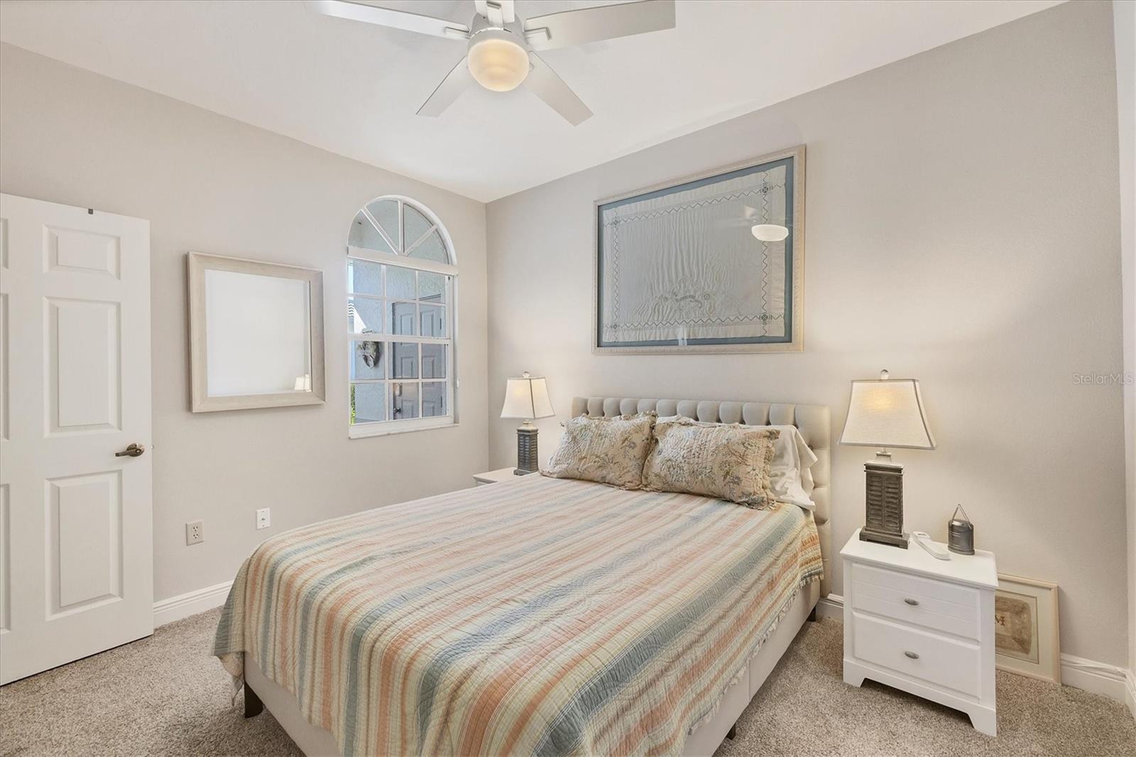 LONG COMMON - Residential