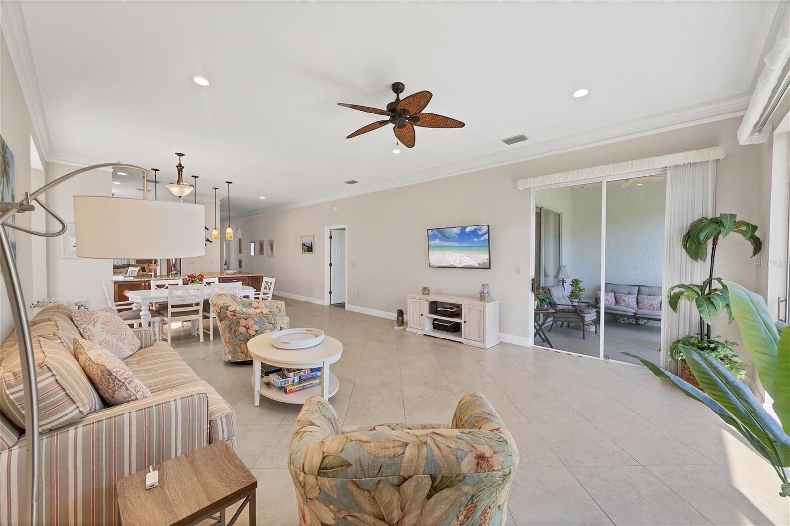 LONG COMMON - Residential