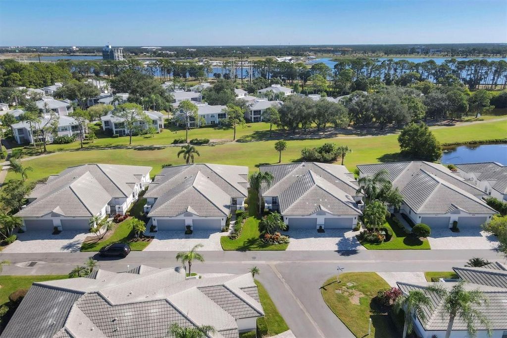 Photo of 5541 E Long Common Court #28, Sarasota, FL 34235 (MLS # A4669005)