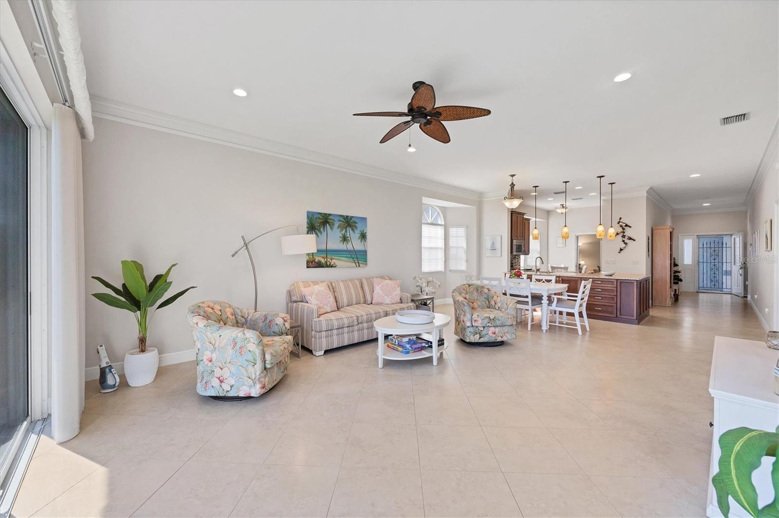 LONG COMMON - Residential