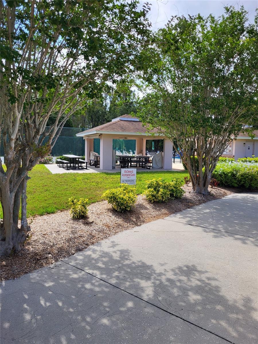 CHESTNUT CREEK VILLAS - Residential
