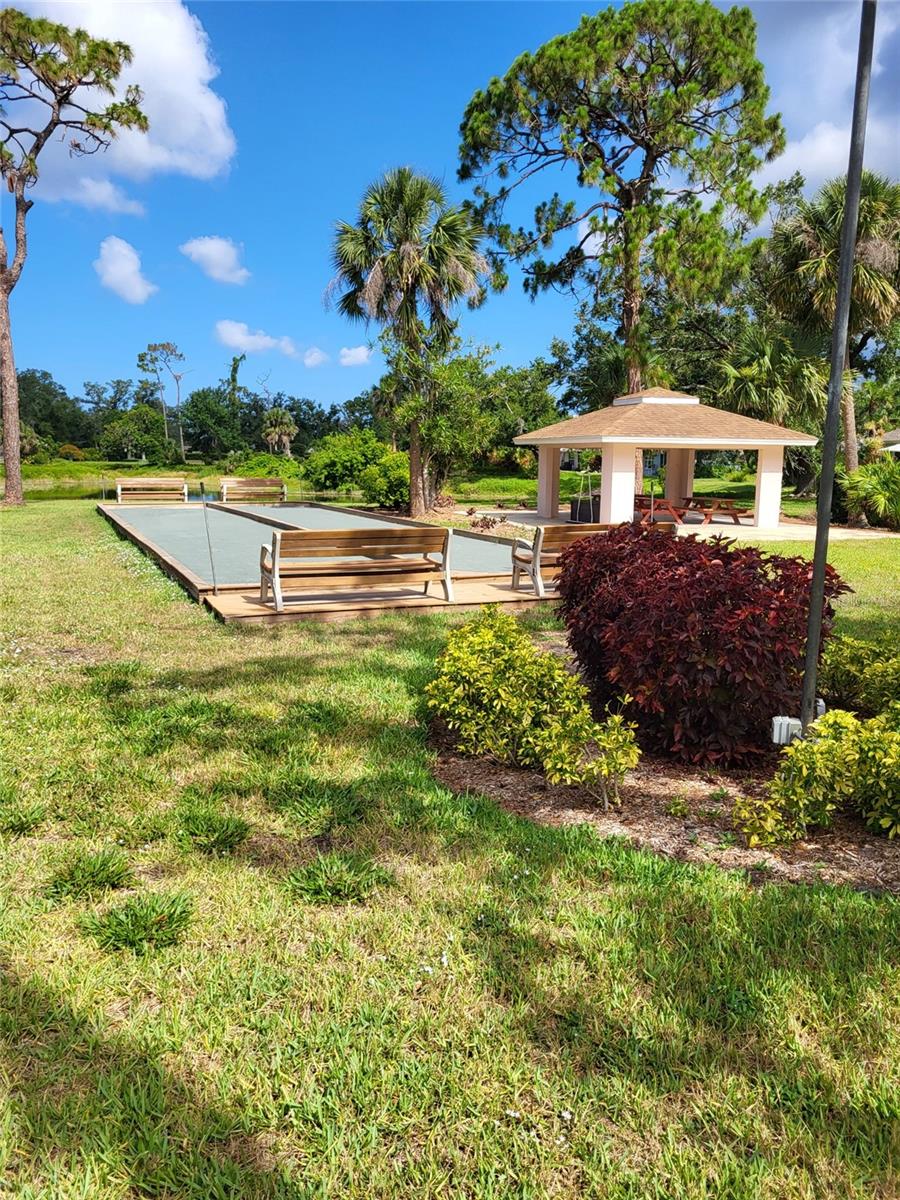 CHESTNUT CREEK VILLAS - Residential