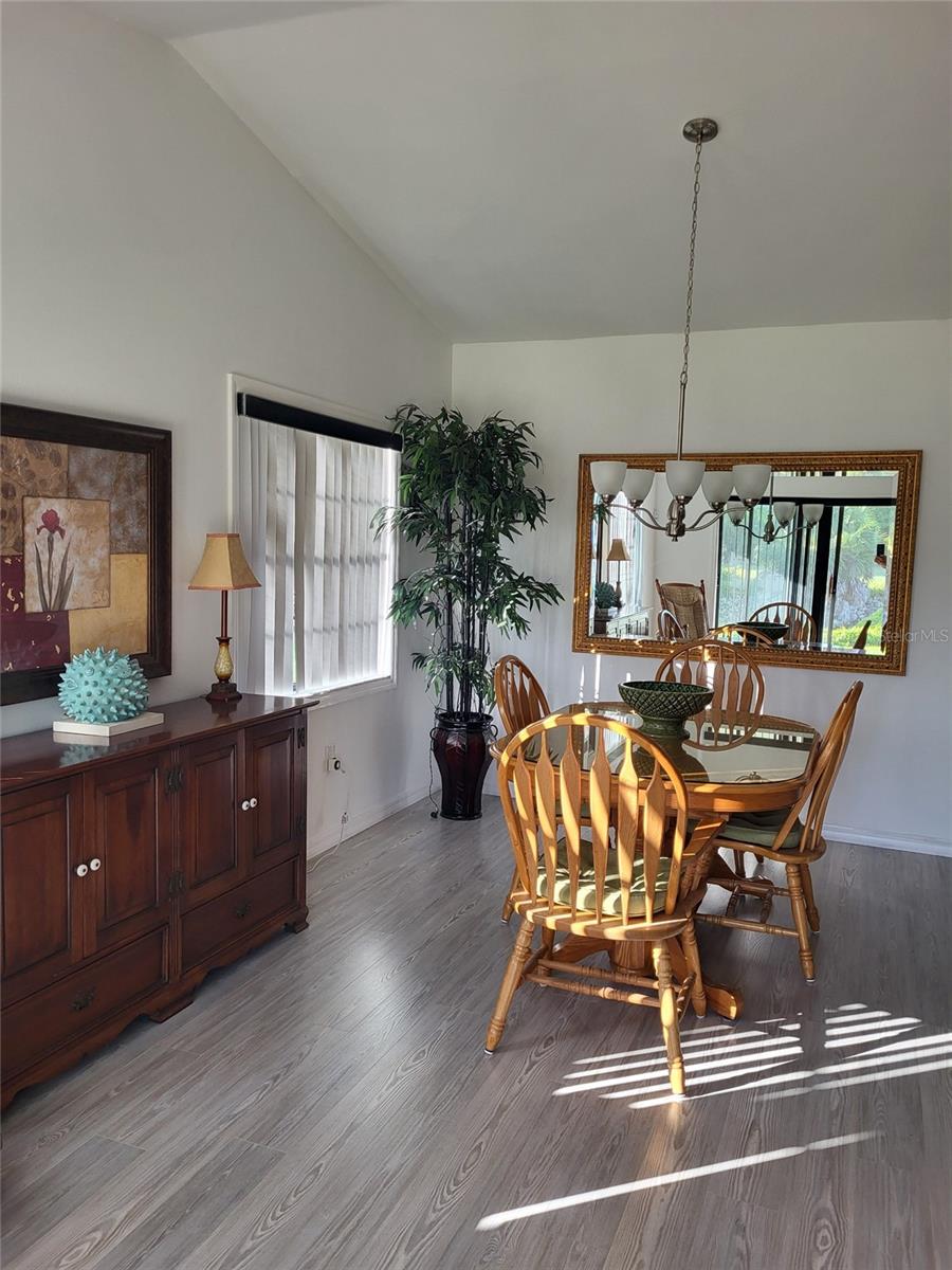 CHESTNUT CREEK VILLAS - Residential