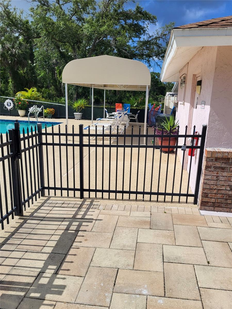 CHESTNUT CREEK VILLAS - Residential