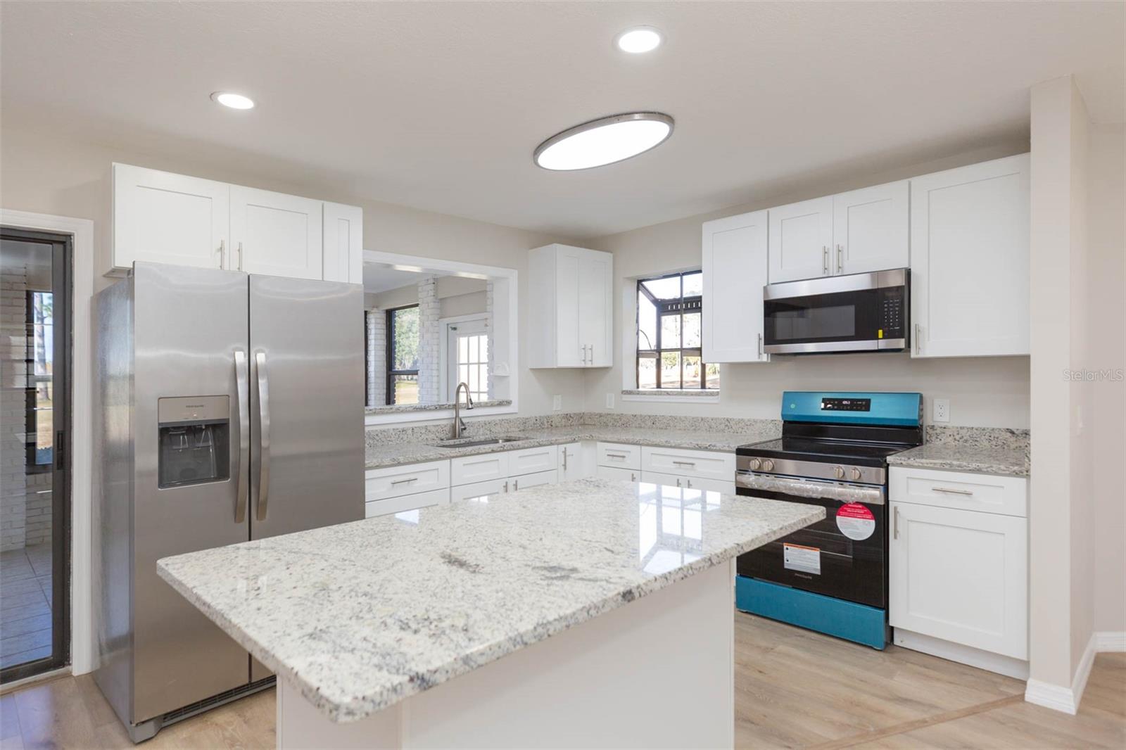 SILVER OAKS PH 01 - Residential Lease