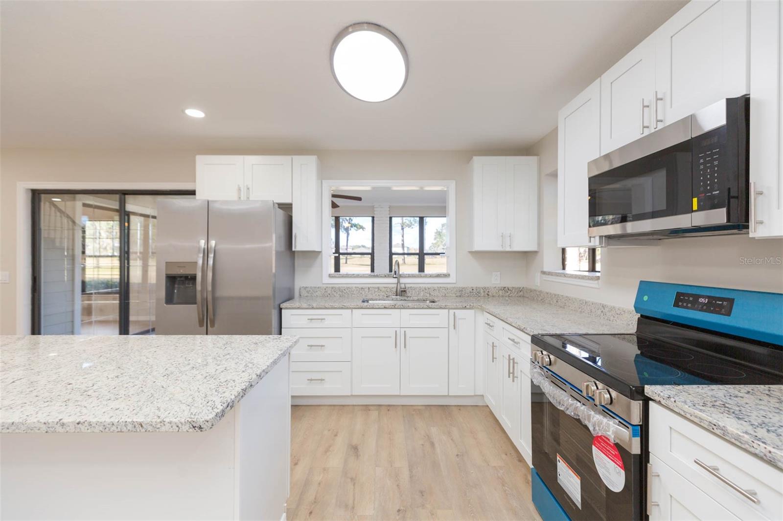 SILVER OAKS PH 01 - Residential Lease