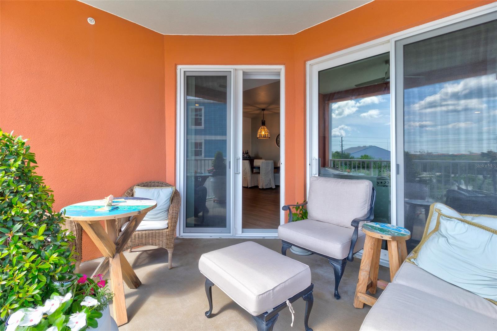 Riverwalk/Coronado Island Bldg - Residential