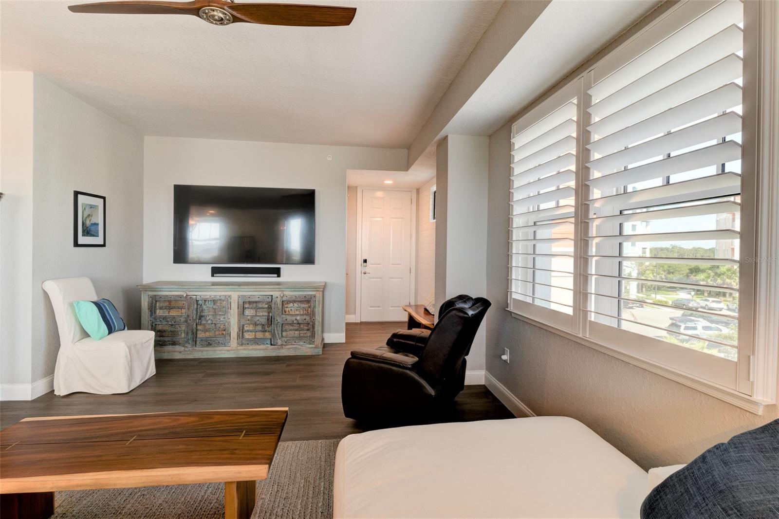 Riverwalk/Coronado Island Bldg - Residential