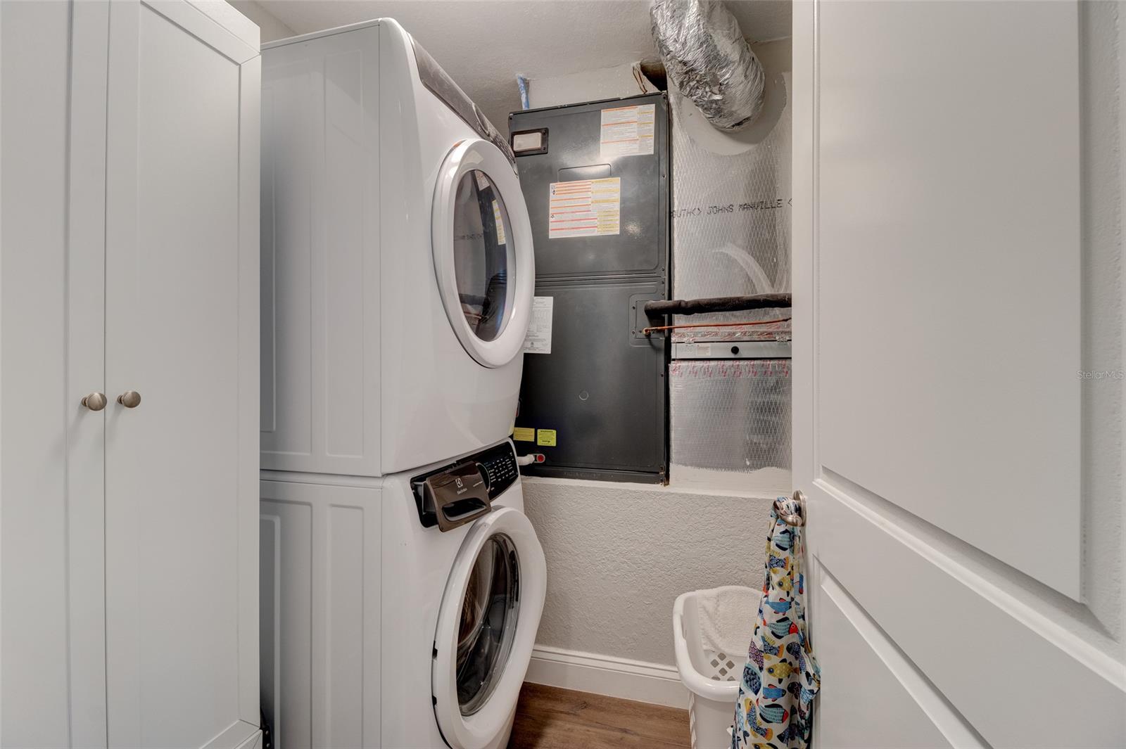 Riverwalk/Coronado Island Bldg - Residential