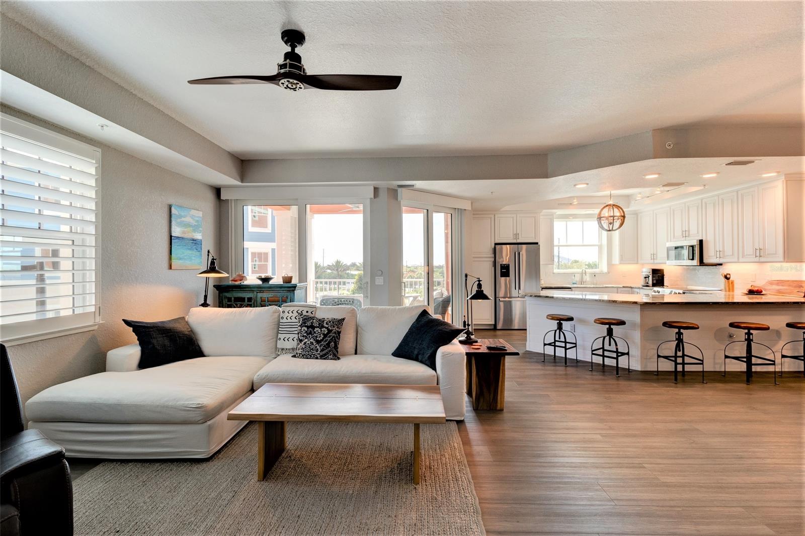 Riverwalk/Coronado Island Bldg - Residential