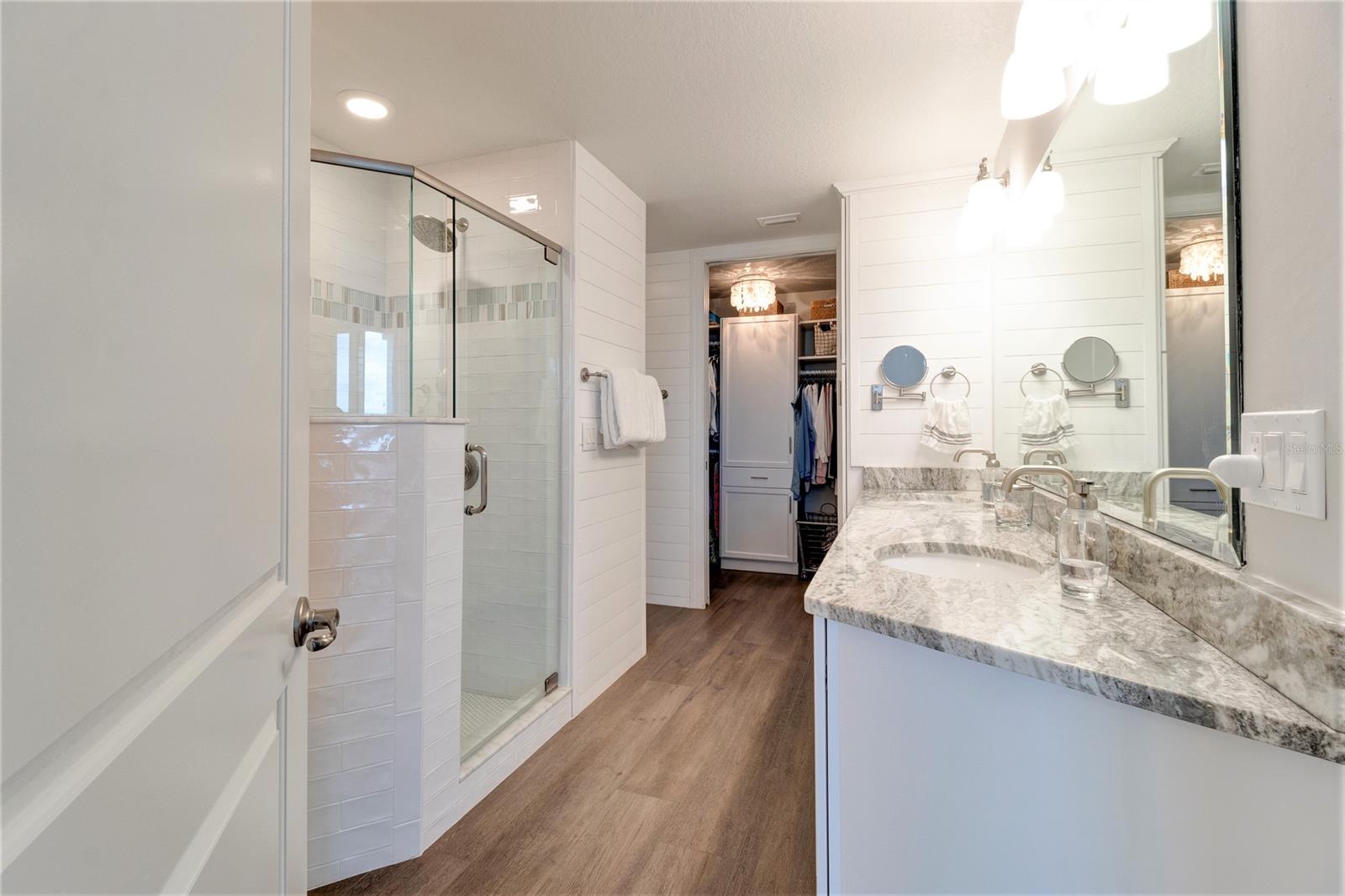 Riverwalk/Coronado Island Bldg - Residential