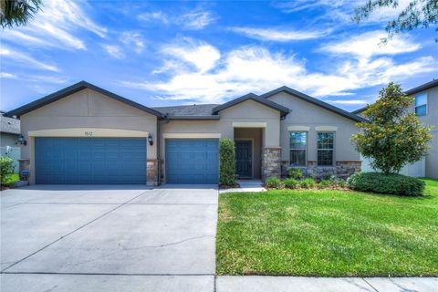 A home in VALRICO