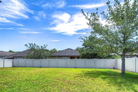 A home in VALRICO