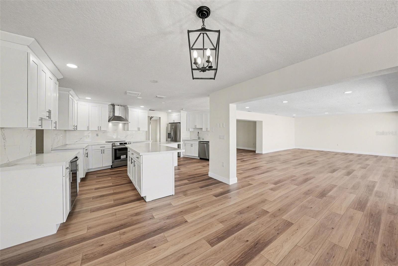 FLOR A MAR - Residential