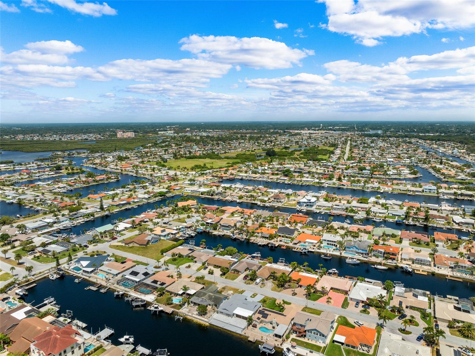 FLOR A MAR - Residential