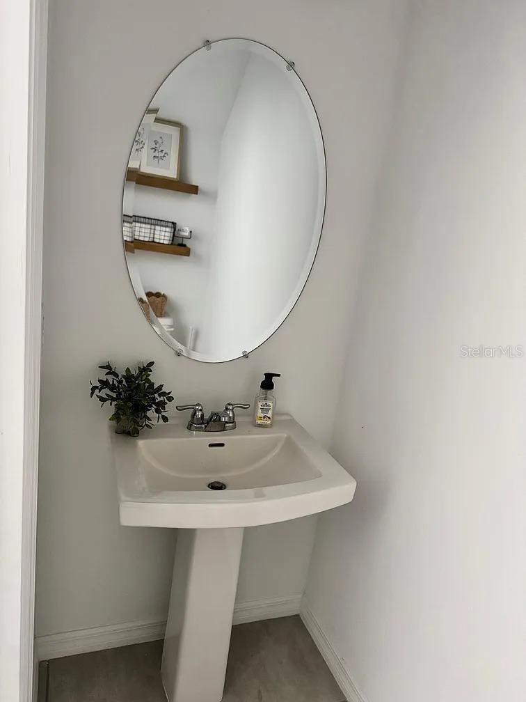 BELLA VITA PH 3 - Residential Lease