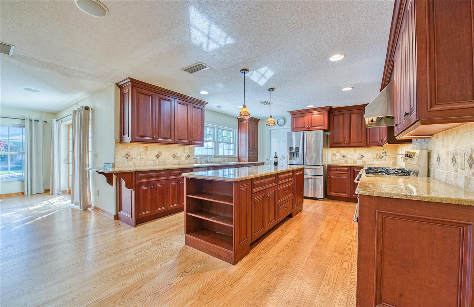 WESTCHESTER OF COUNTRYSIDE - Residential