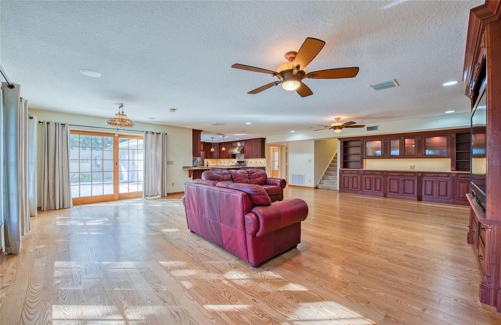 WESTCHESTER OF COUNTRYSIDE - Residential