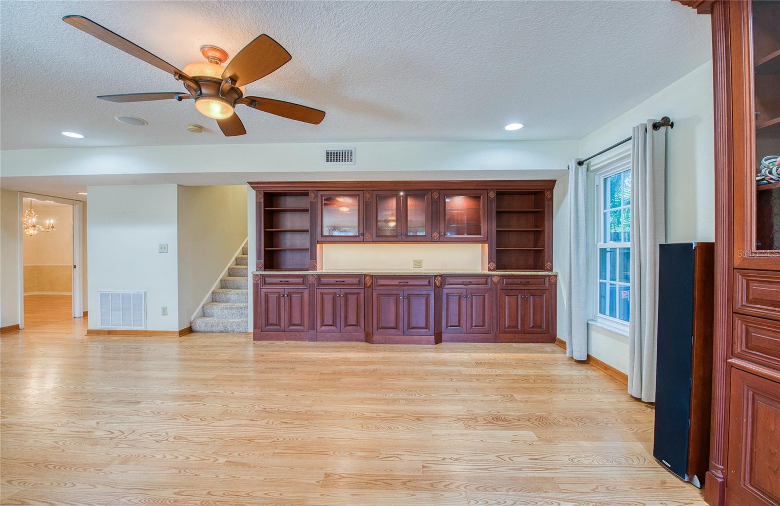 WESTCHESTER OF COUNTRYSIDE - Residential