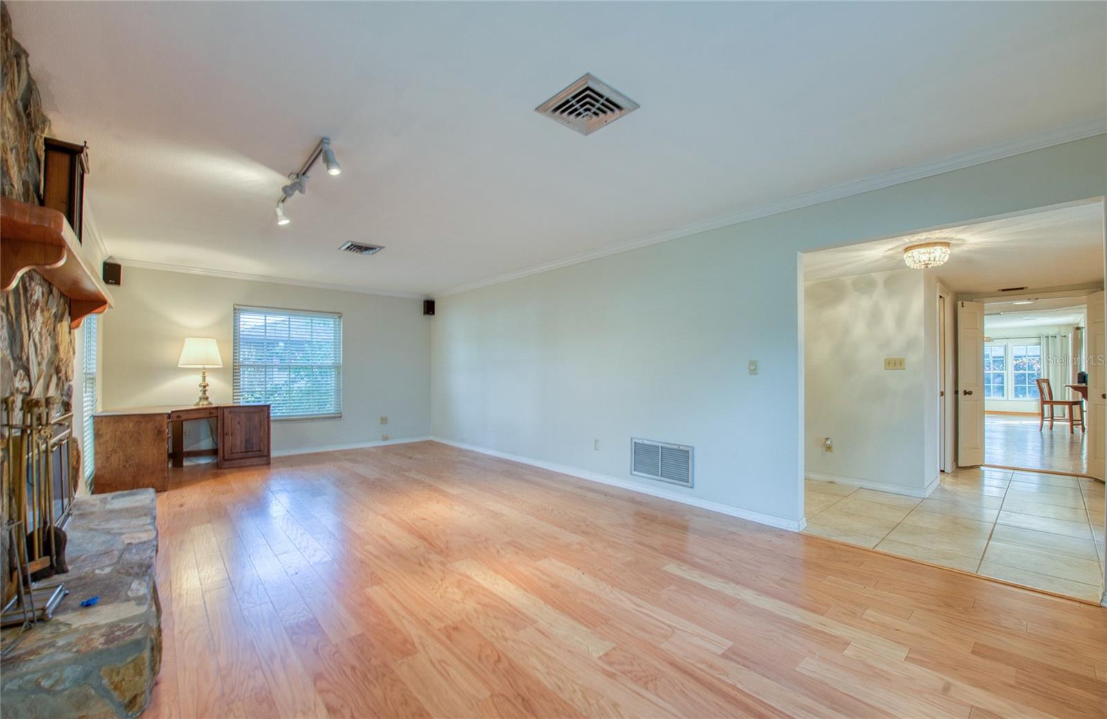 WESTCHESTER OF COUNTRYSIDE - Residential
