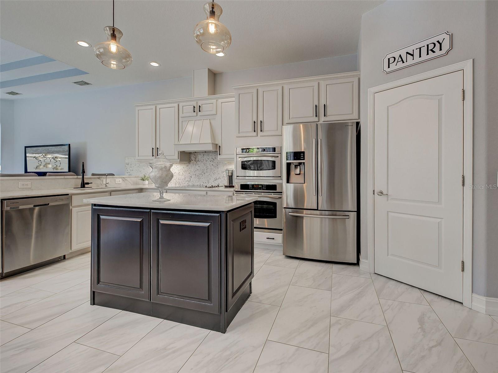 STONEYBROOK AT VENICE - Residential