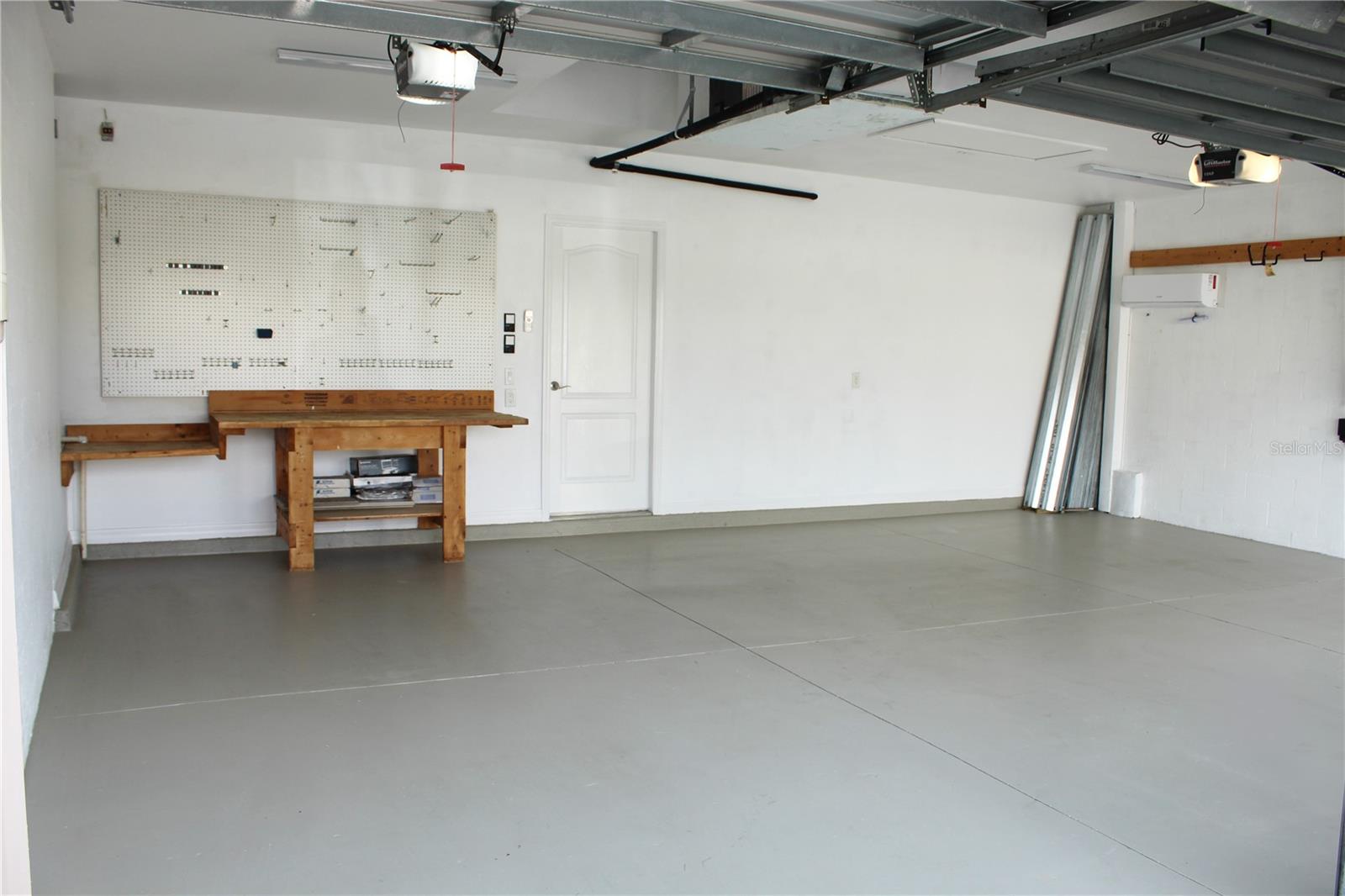 STONEYBROOK AT VENICE - Residential