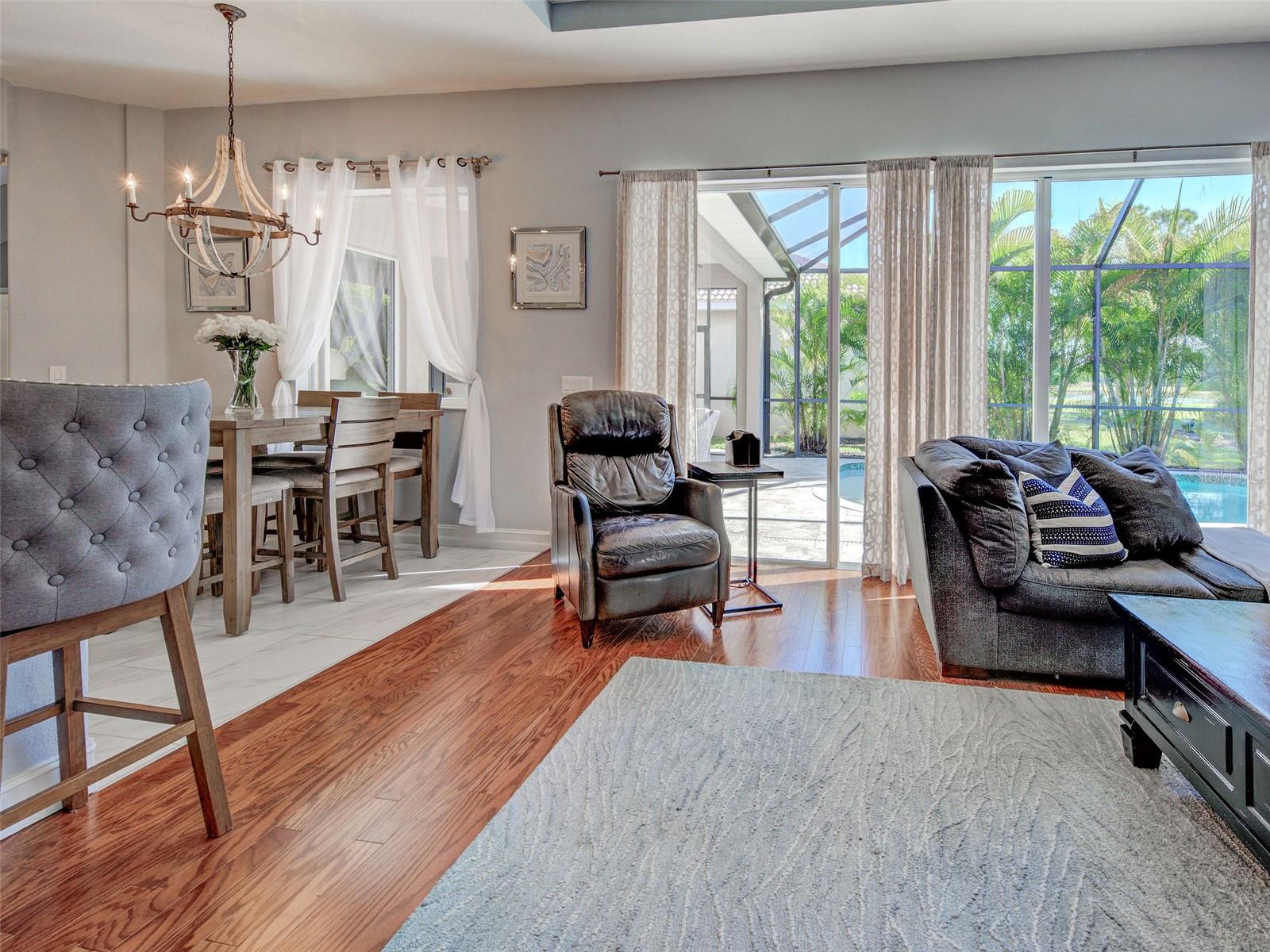 STONEYBROOK AT VENICE - Residential