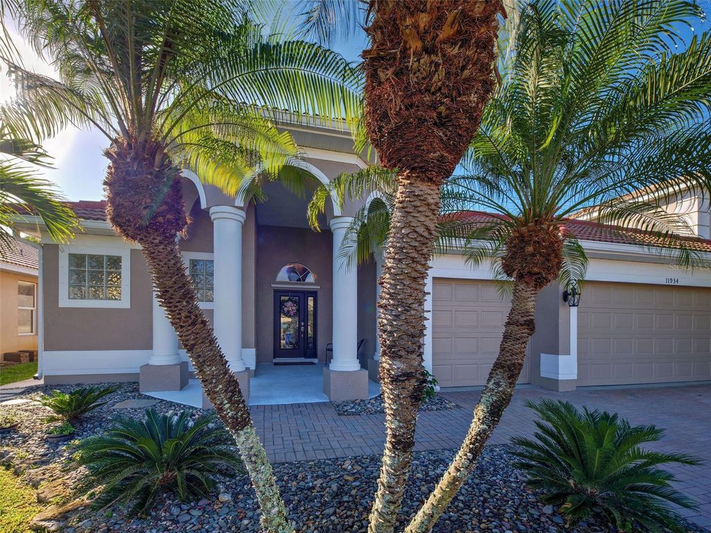 Photo of 11934 Granite Woods Loop, Venice, FL 34292 (MLS # N6141340)