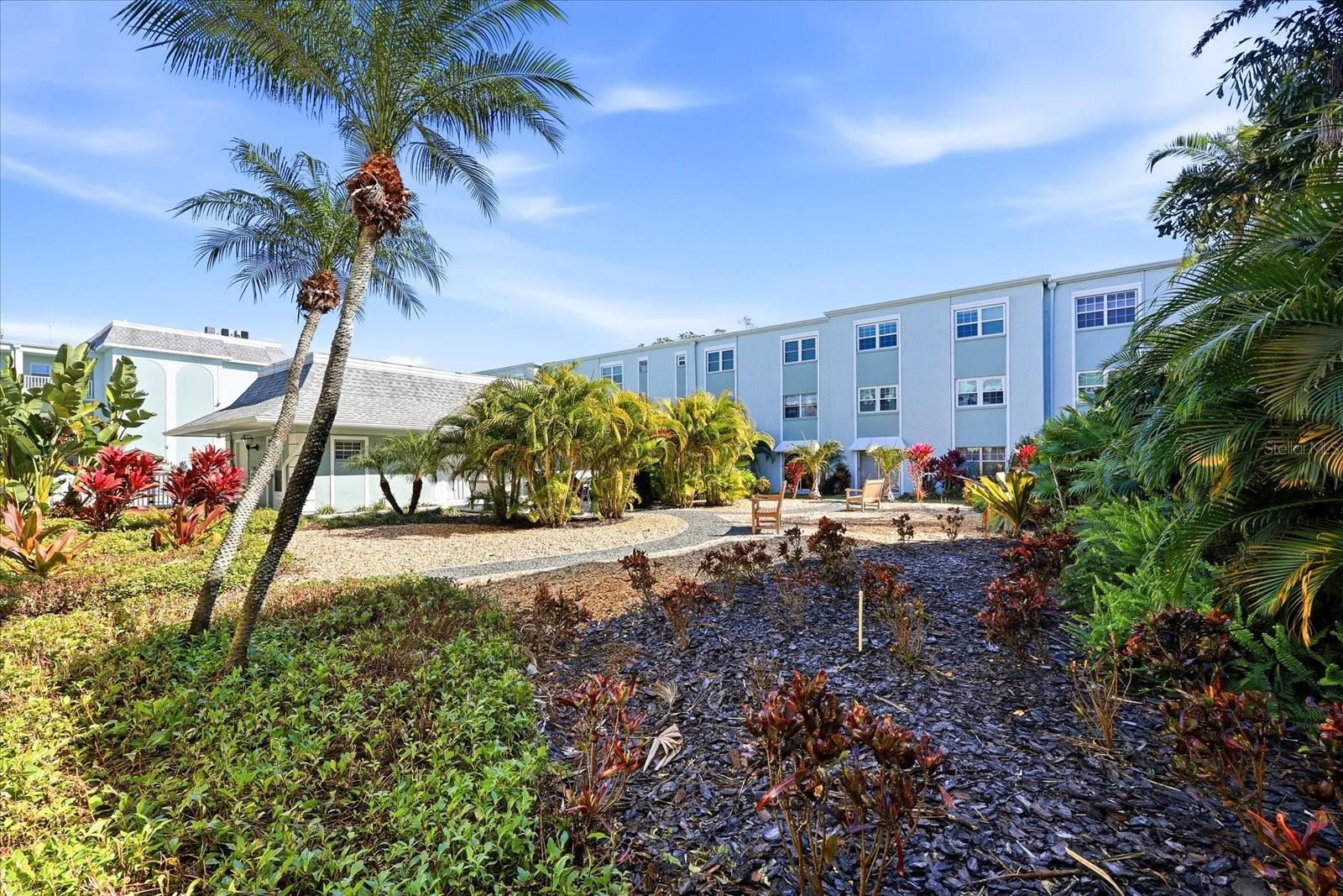 BELLEAIR FOREST - Residential