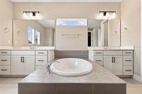 Tiny photo for 4817 Fair Winds Court, Winter Garden, FL 34787 (MLS # O6434497)