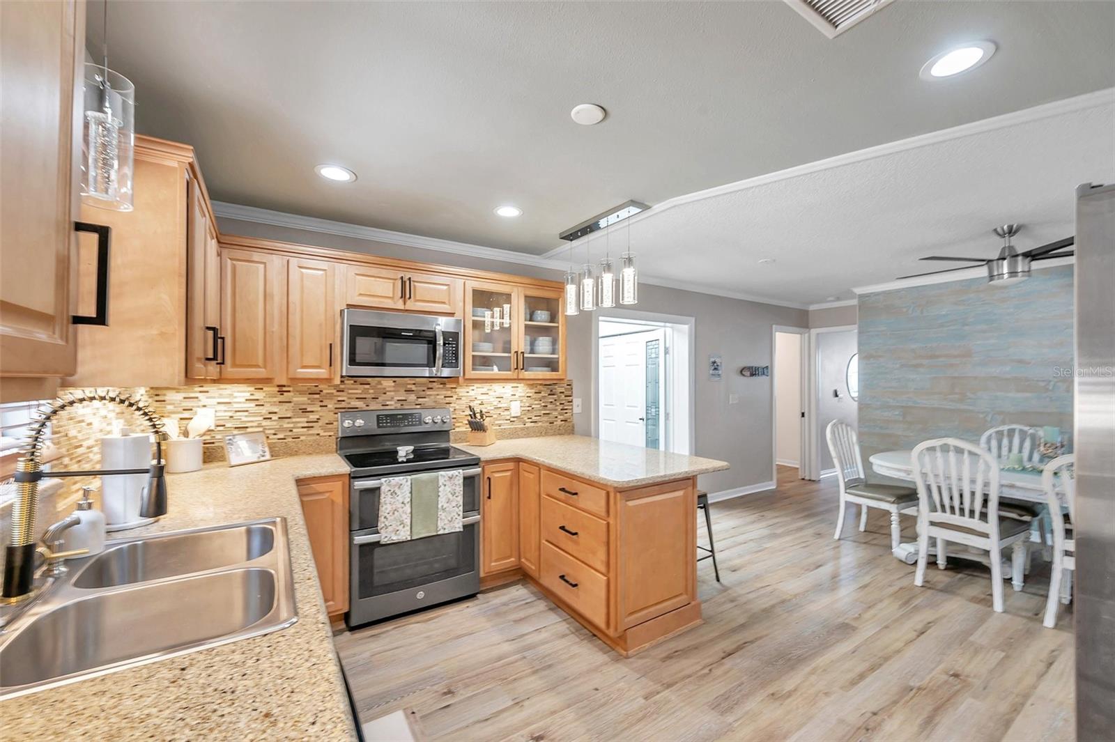 ORANGE HEIGHTS - Residential