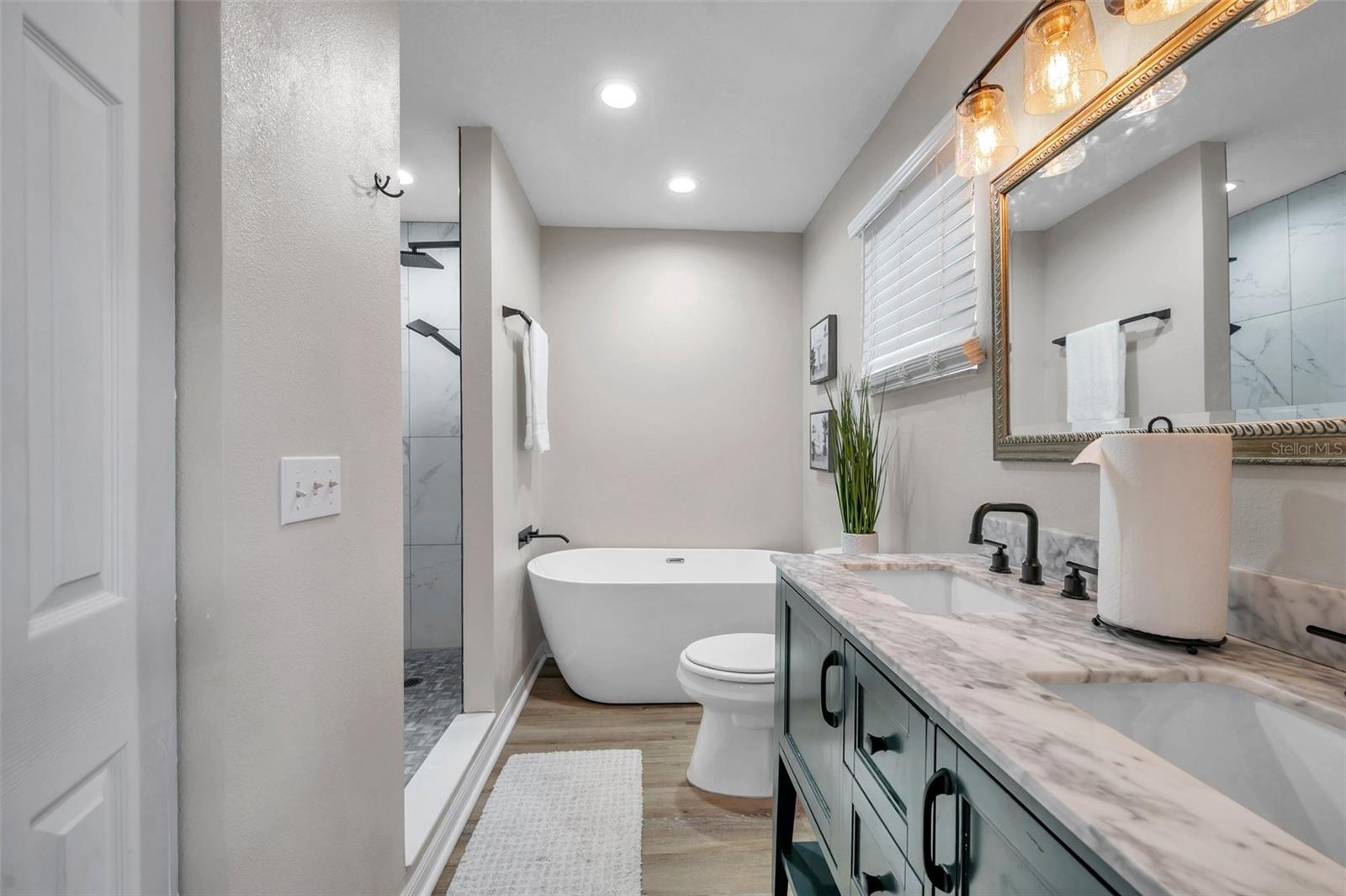 ORANGE HEIGHTS - Residential