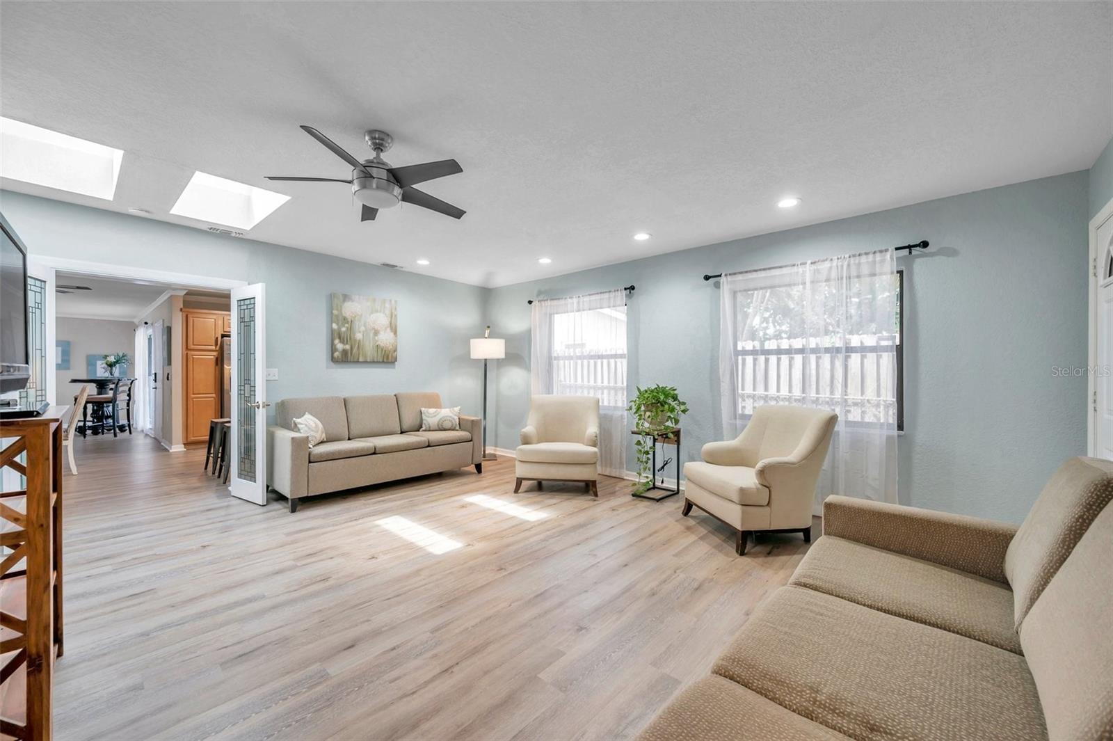 ORANGE HEIGHTS - Residential