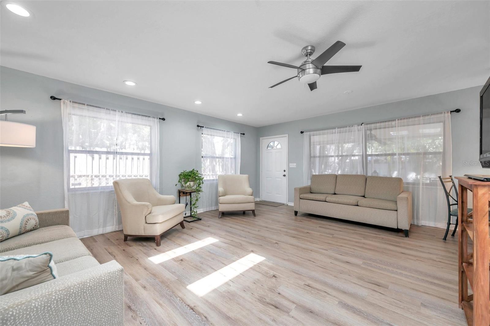 ORANGE HEIGHTS - Residential