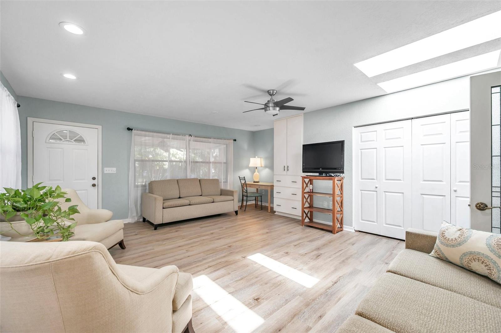 ORANGE HEIGHTS - Residential