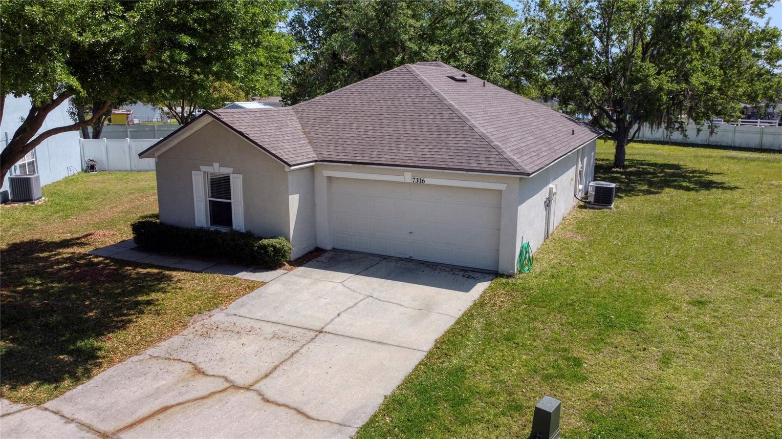 7316 HUNTERS GREENE CIRCLE
