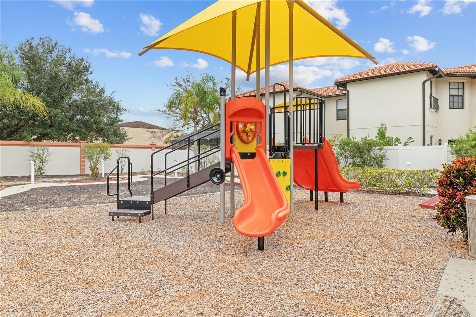 HIGH GROVE UNIT 02 - Residential