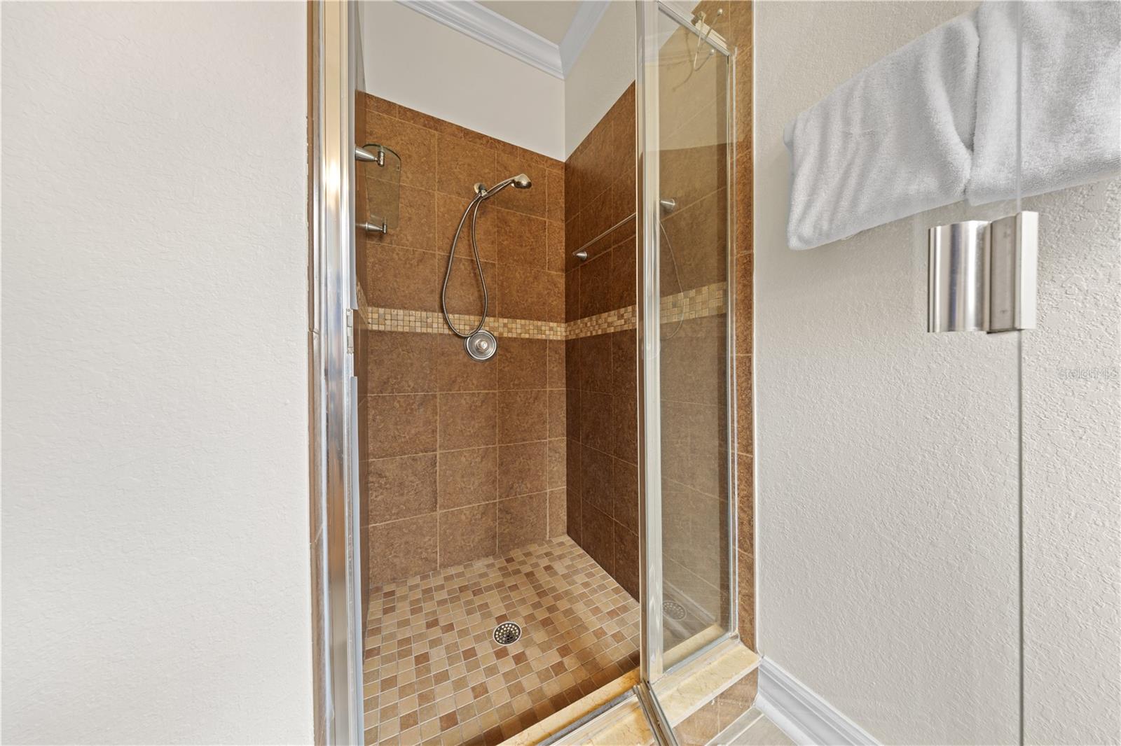 HIGH GROVE UNIT 02 - Residential