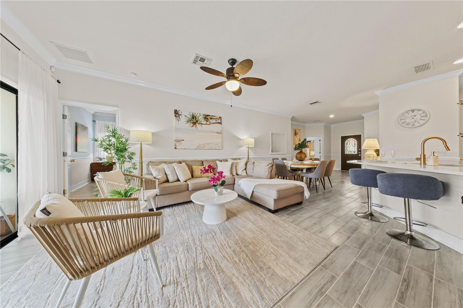 HIGH GROVE UNIT 02 - Residential